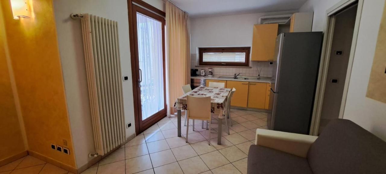 Apartments Tony In Бардолино Экстерьер фото