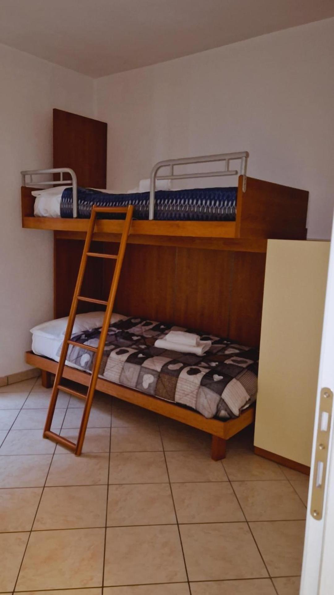 Apartments Tony In Бардолино Номер фото